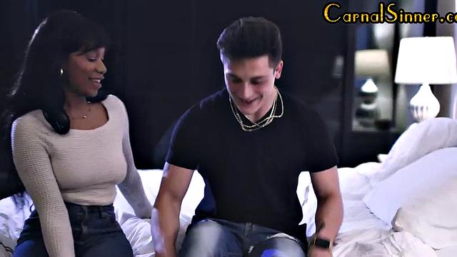 Nympho 21yo slut fucked after party in wet pussy