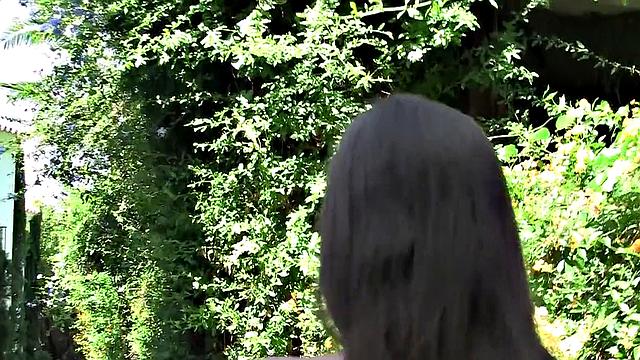 Big cumshot on booty for amateur girlfriend