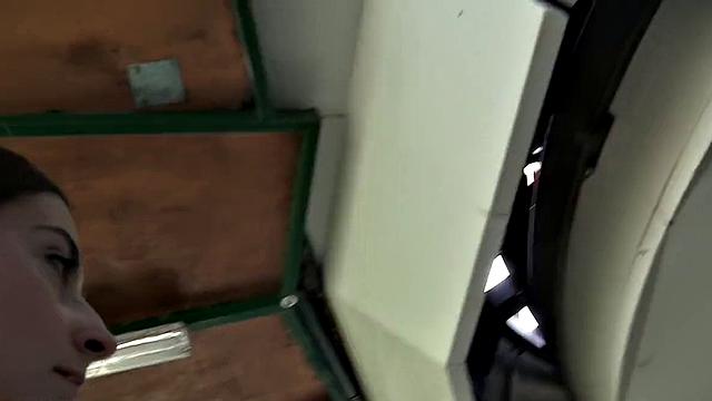 Big cumshot on booty for amateur girlfriend