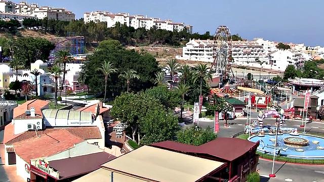 Big cumshot on booty for amateur girlfriend