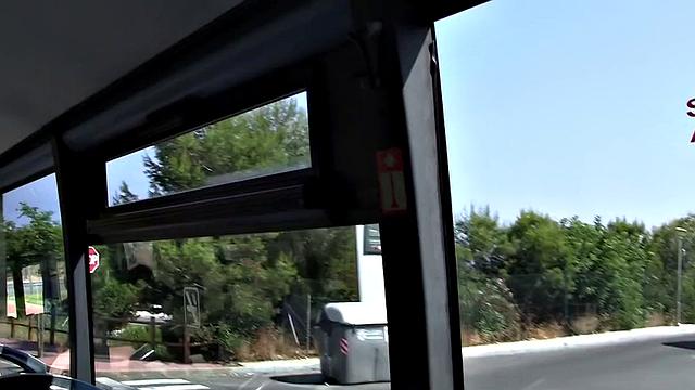 Big cumshot on booty for amateur girlfriend