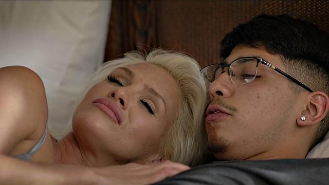 Blonde MILF in glasses enjoys hard pussy pounding with kissing and tongue action