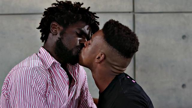 Ethnic muscular BF assfuck bottom in passionate sex