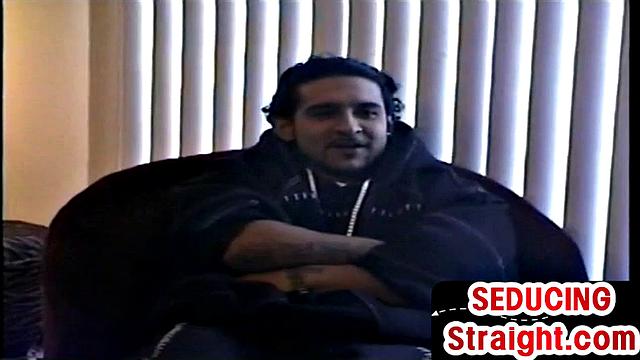 Vintage straight dude gets blowjob from gay