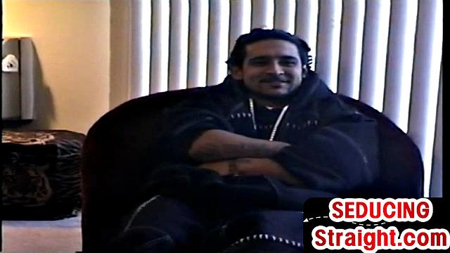 Vintage straight dude gets blowjob from gay