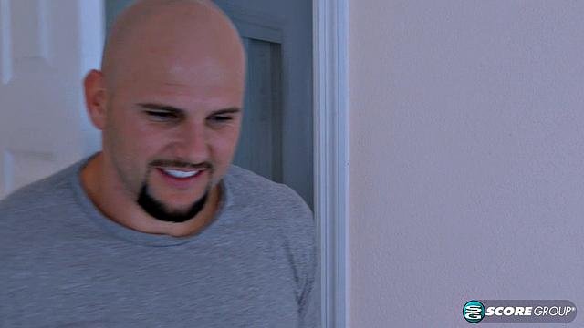 Big Booty Teen Rharri Rhound Gets Stuffed With Cock