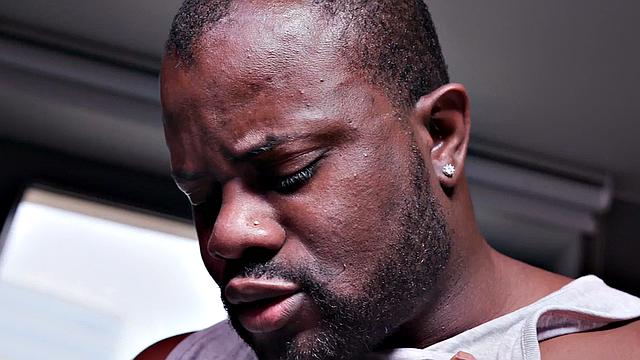 Amateur 21yo babe pussylicked and pounded by BBC