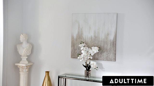 Cheating Nuru Masseuse Kelsey Kane Gives ONE LAST OILED UP HAPPY ENDING!