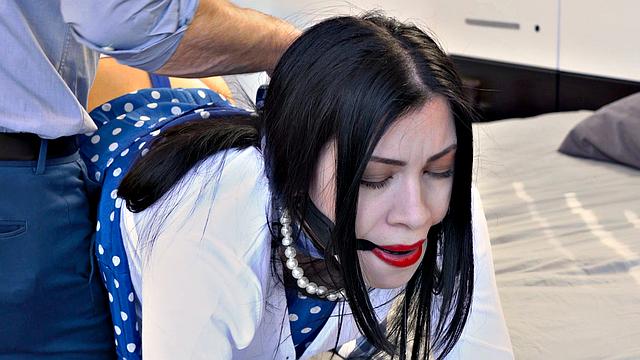 Ciggies Make Her Choke