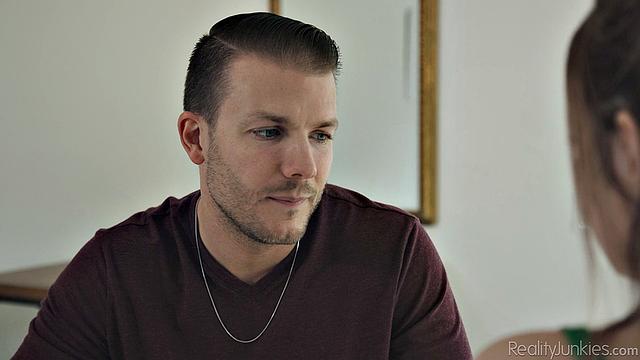 Step Sibling Stories 3 - Seduce Me