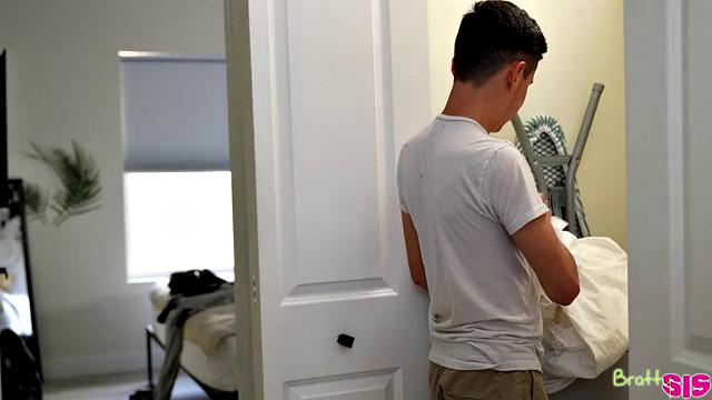 My Stepbrother Has Wet Dreams - S26:E4