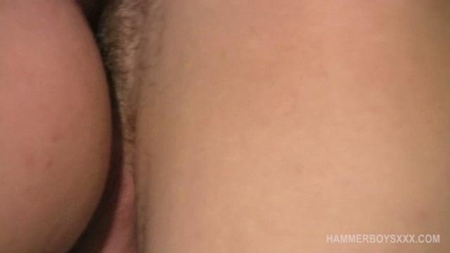 Патрик Янович и Доминик жарко трахаются без резинки по-гейски на камеру.