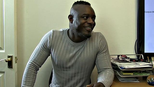 Dr. Meets Antonio Black