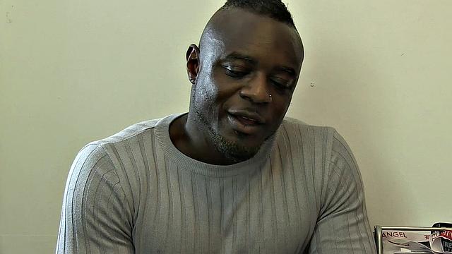 Dr. Meets Antonio Black