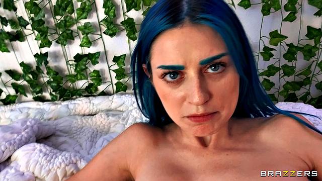 Jewelz Blu Has Cock For Breakfast