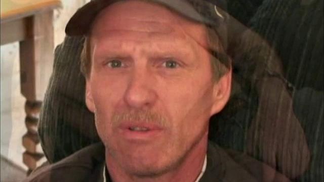 Зрелый мужик на первой гей-встрече отрабатывает рукой - ирония судьбы в каждом движении!