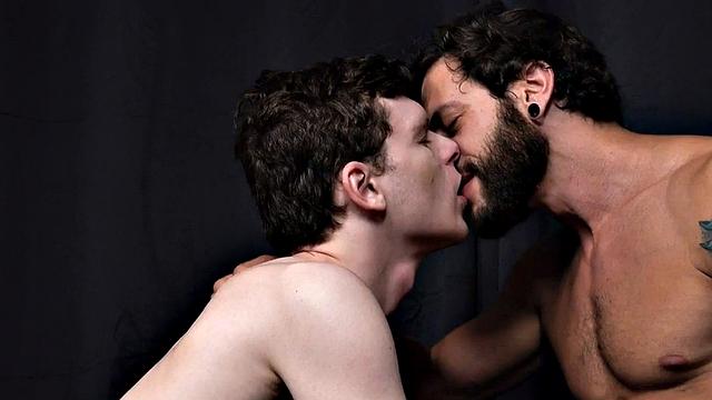 Rimmed amateur 21yo bareback fucked by inked jock