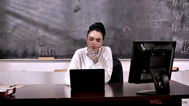 Leigh Raven with Valerica Steele