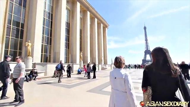 Julie in France - Clip 1