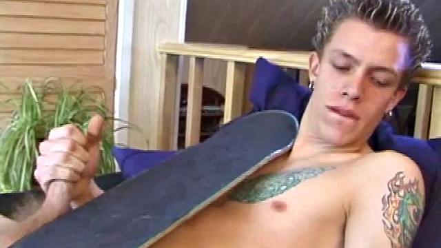 Skater Shane Jerking Off