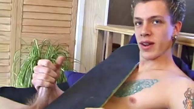 Skater Shane Jerking Off