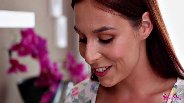 Friends Come First - S1:E5