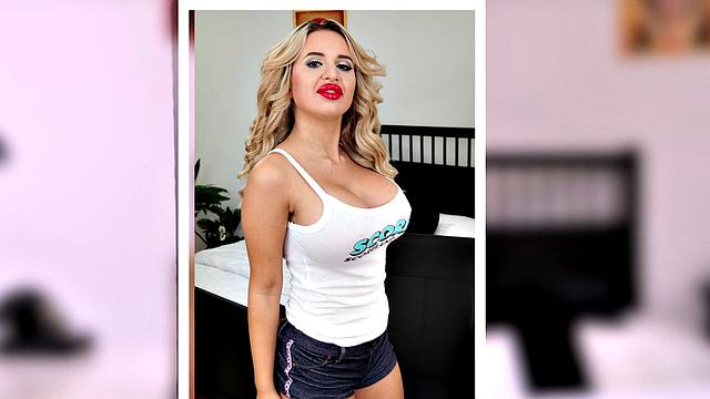 Jessica Bunnington: Bunny Chat