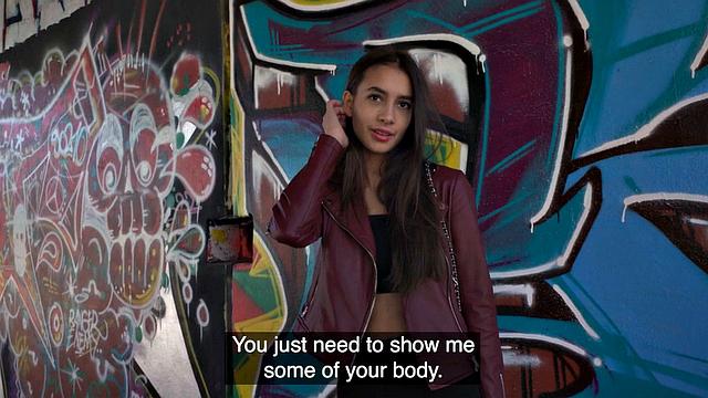 Picked up babe riding stranger outdoor for cash