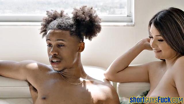 Lucky BBC stud pussyfucking bae