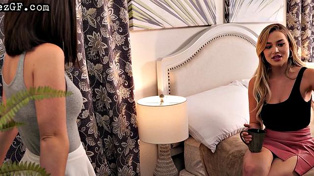 Curvy lesbian pussylicking and fingering in 69 pose