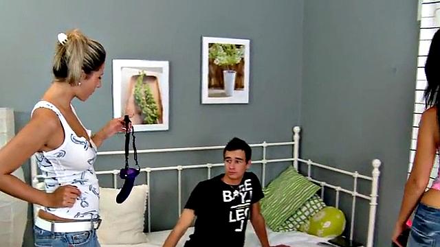 Femdom CFNM amateur chicks pegging sub in FFM 3some