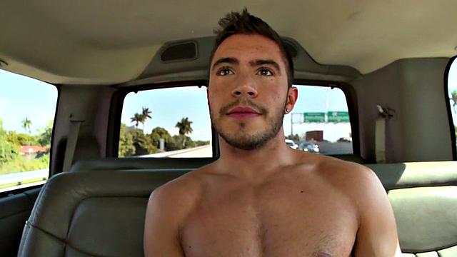 Pulled i nstud cums on gay ass in tricky pickup bus