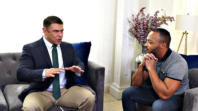 Mesmerized hunk fucks colleague on coffee break