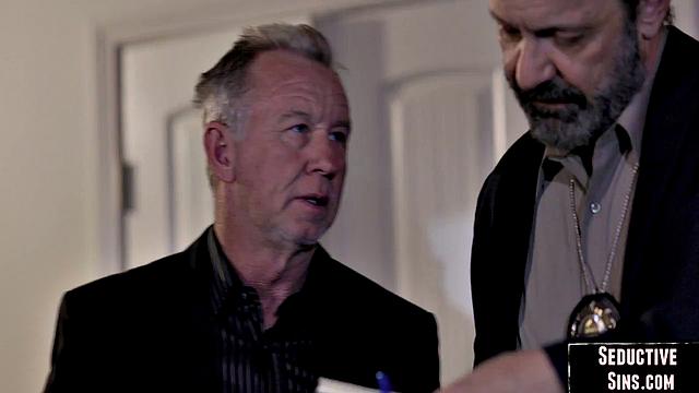 Naughty horny babe gets pussyfucked