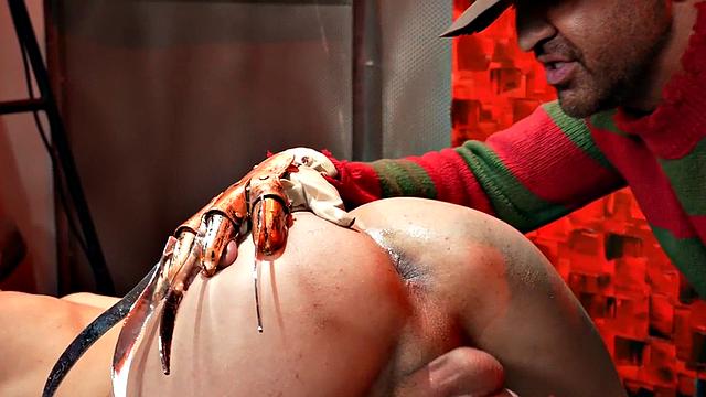 Mesmerized 21yo sub toyed by hunk in BDSM cosplay role