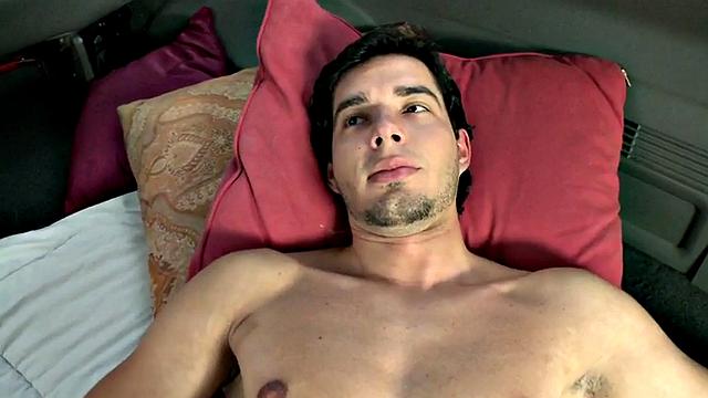 Amateur stud cums on gay dude in bus for money