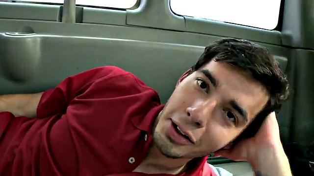 Amateur stud cums on gay dude in bus for money