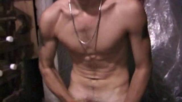 Straight skater boy Dakota is alone in a wine cellar, conveniently stocked with straight porn magazines. He unzips, pulls out his dick, and gets it stiff in no time.