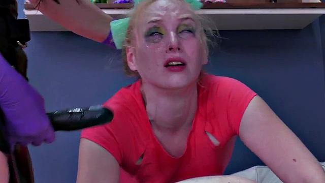 Kinky teen throat fucked