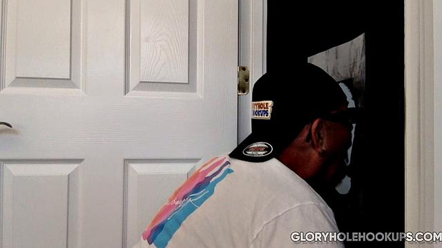 Interracial Gloryhole Blowjob