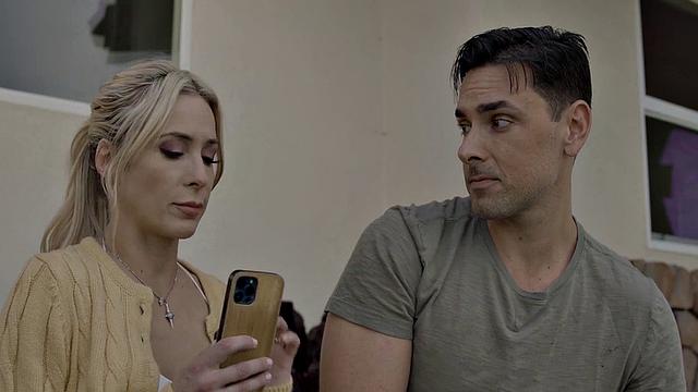 Inked babe pussyeaten before riding and sucking BFs cock