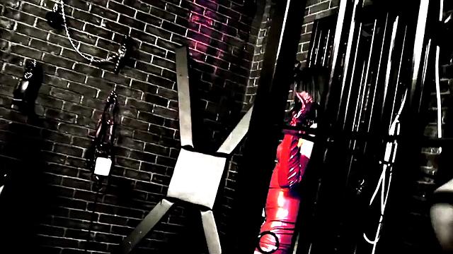 Lingerie-Clad Amy Azurra And Tanya Cox In FFM Threesome