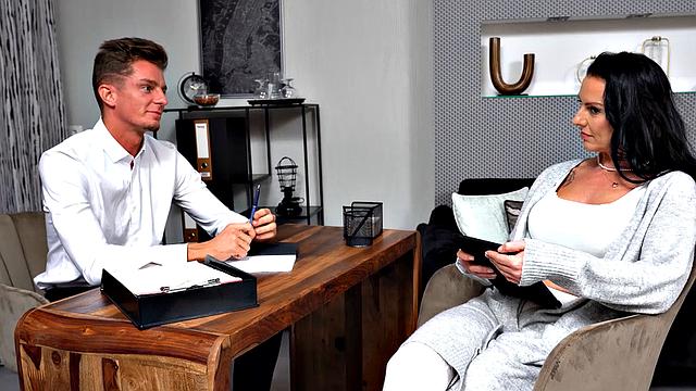 TUTOR4K. Boom-tastic