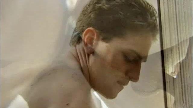 Cute Gay Bottom Gets Fucked In theS hower