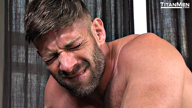 Beards: Bruce Beckham and Alex Mecum get buzzed and fuck hard!