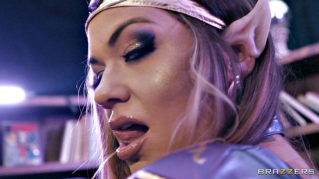 Dirty Dress-Up! The Best Cosplay