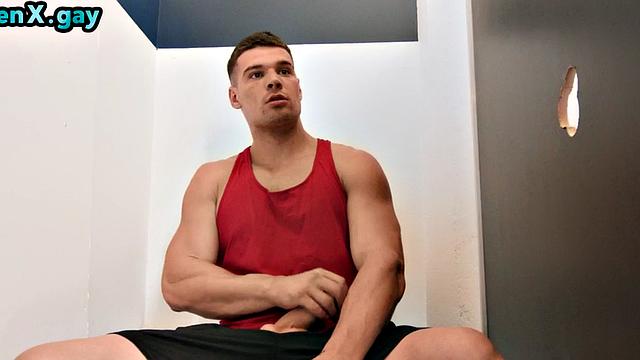 Gloryhole jock barebacking guy after deepthroating