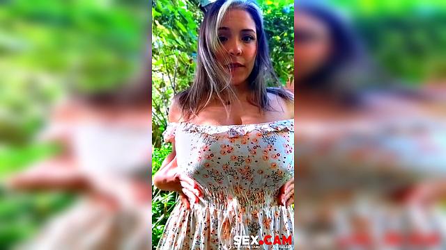 gorgeous milf telegram sext