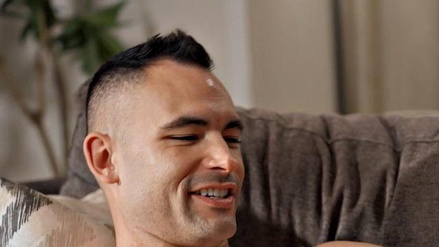 Athletic jock barebacked and sucked in threesome