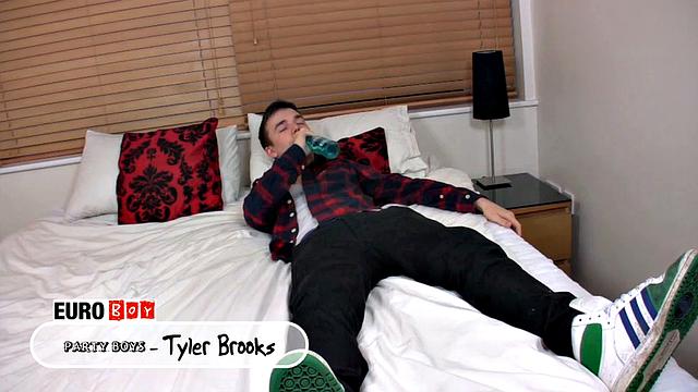 Party Boys: Tyler Brookes